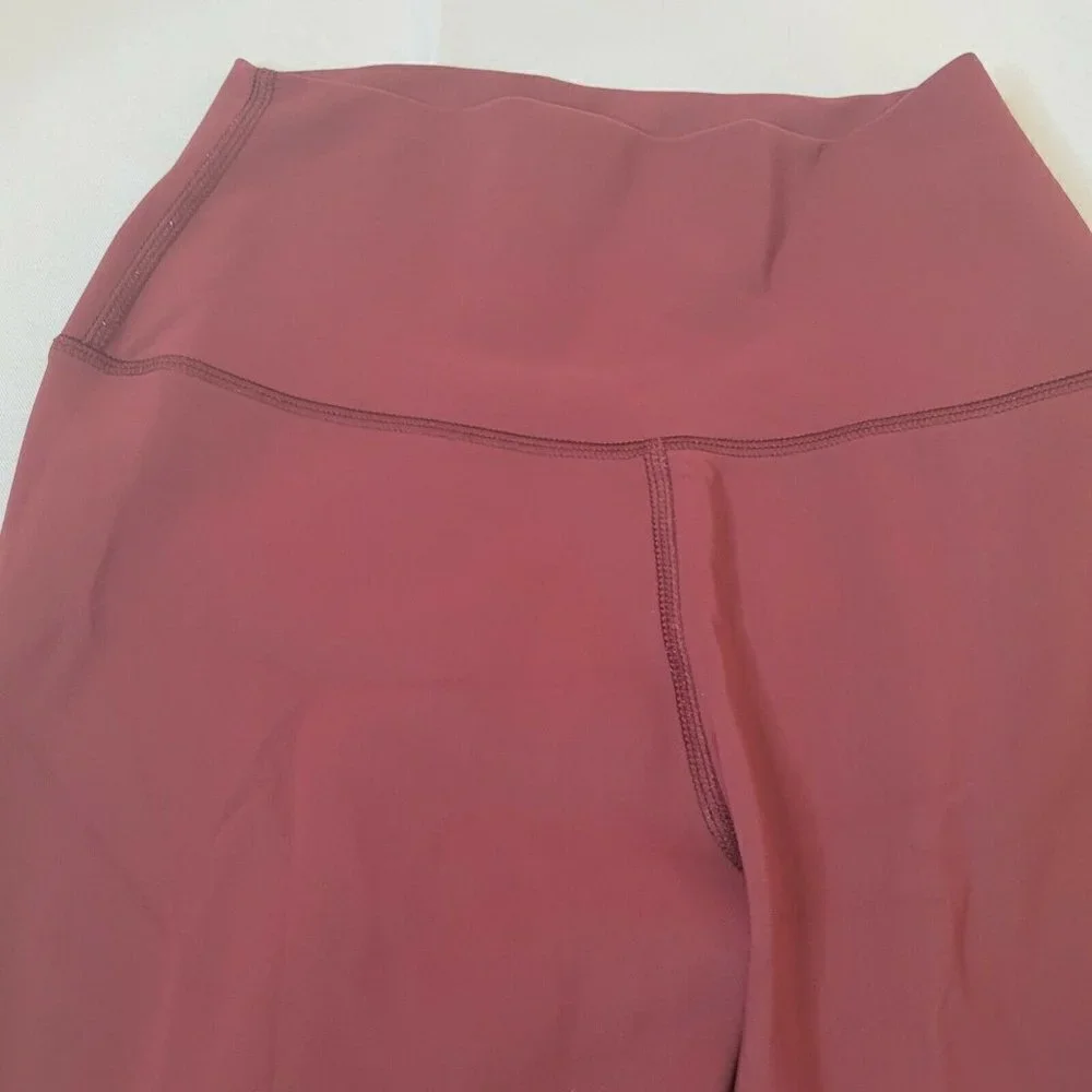 Alo Yoga High-Waisted Ripped Warrior Leggings in Red Velvet Size X-Small